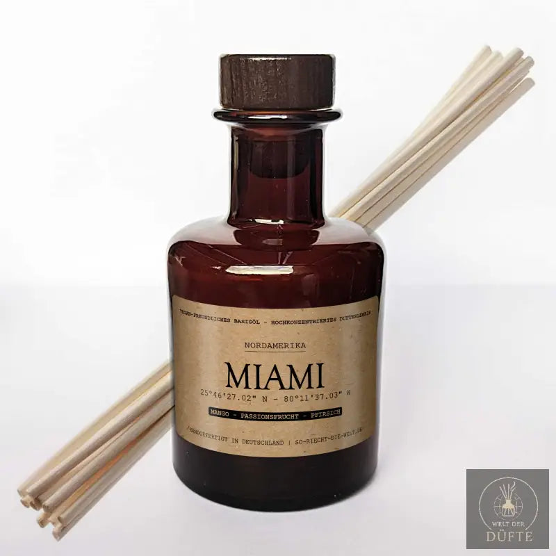 Miami Raumduft Diffuser Mango mit stilvollem Flacon und Duftstäbchen für ein fruchtiges Raumaroma